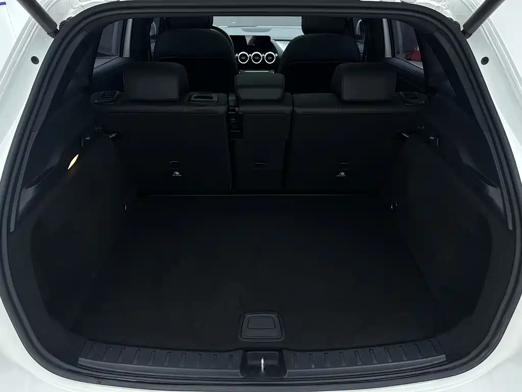 Mercedes-Benz GLA — фото 20
