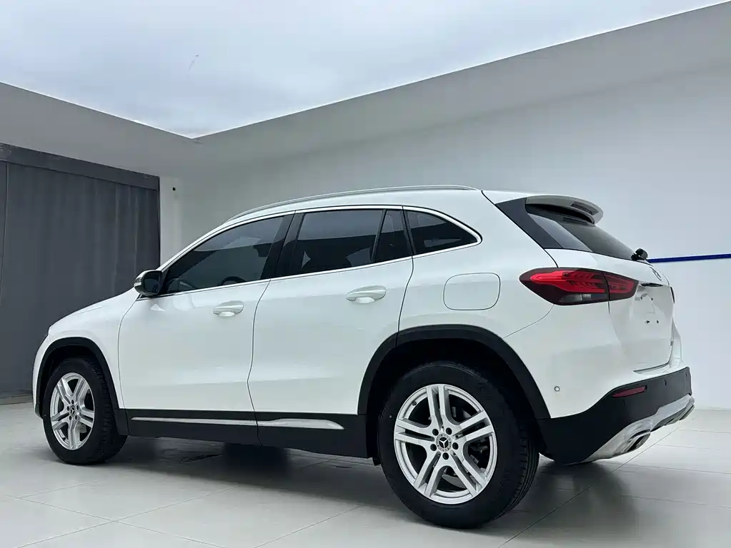Mercedes-Benz GLA — фото 4