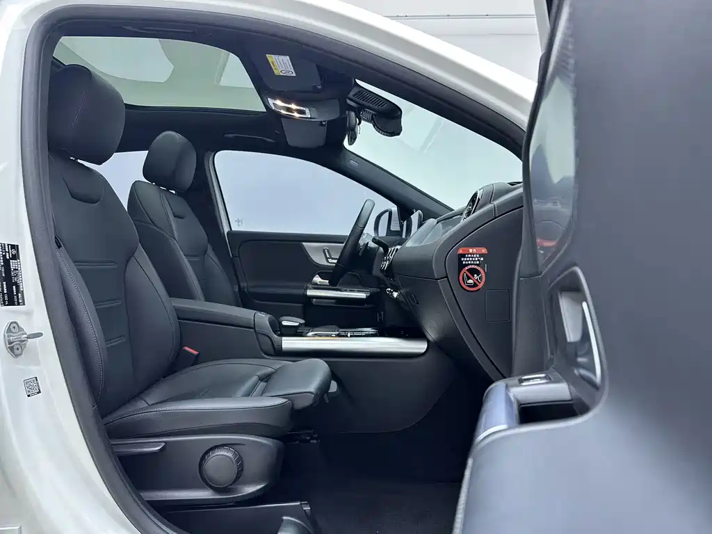 Mercedes-Benz GLA — фото 8