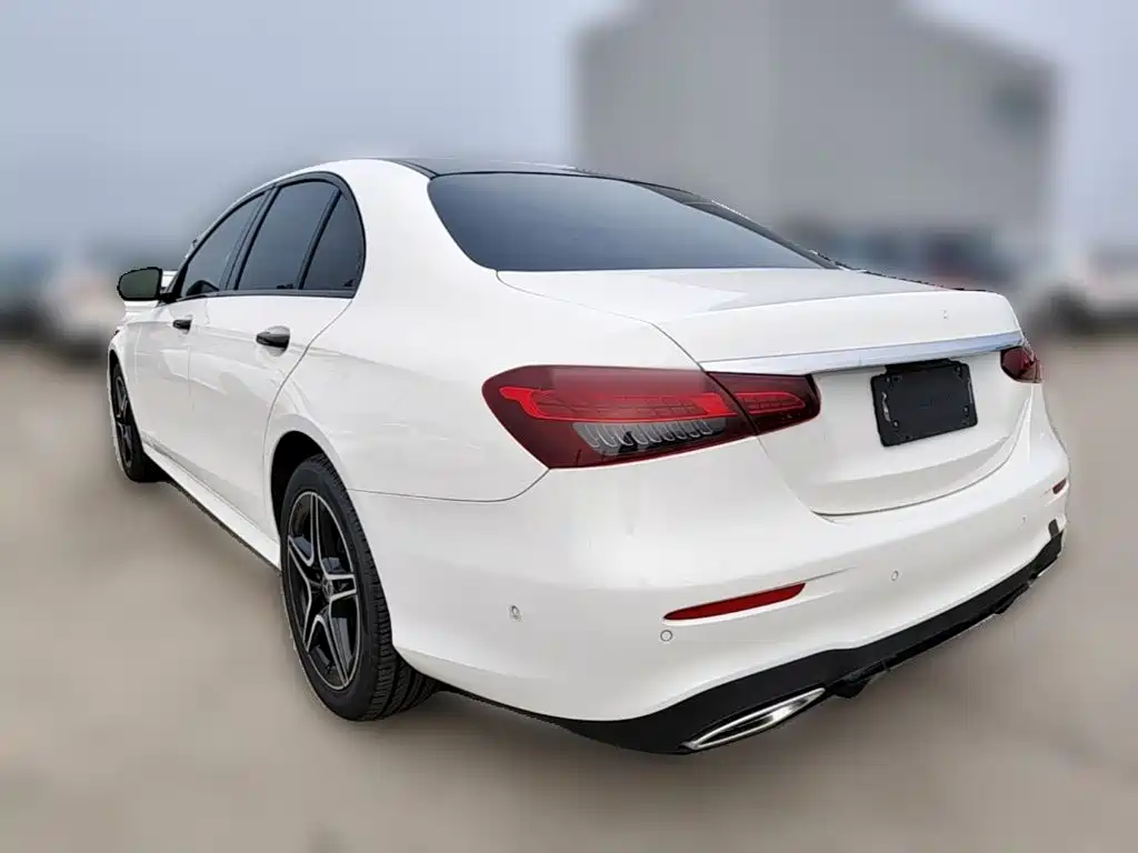 Mercedes-Benz E-Class (Import) — фото 7