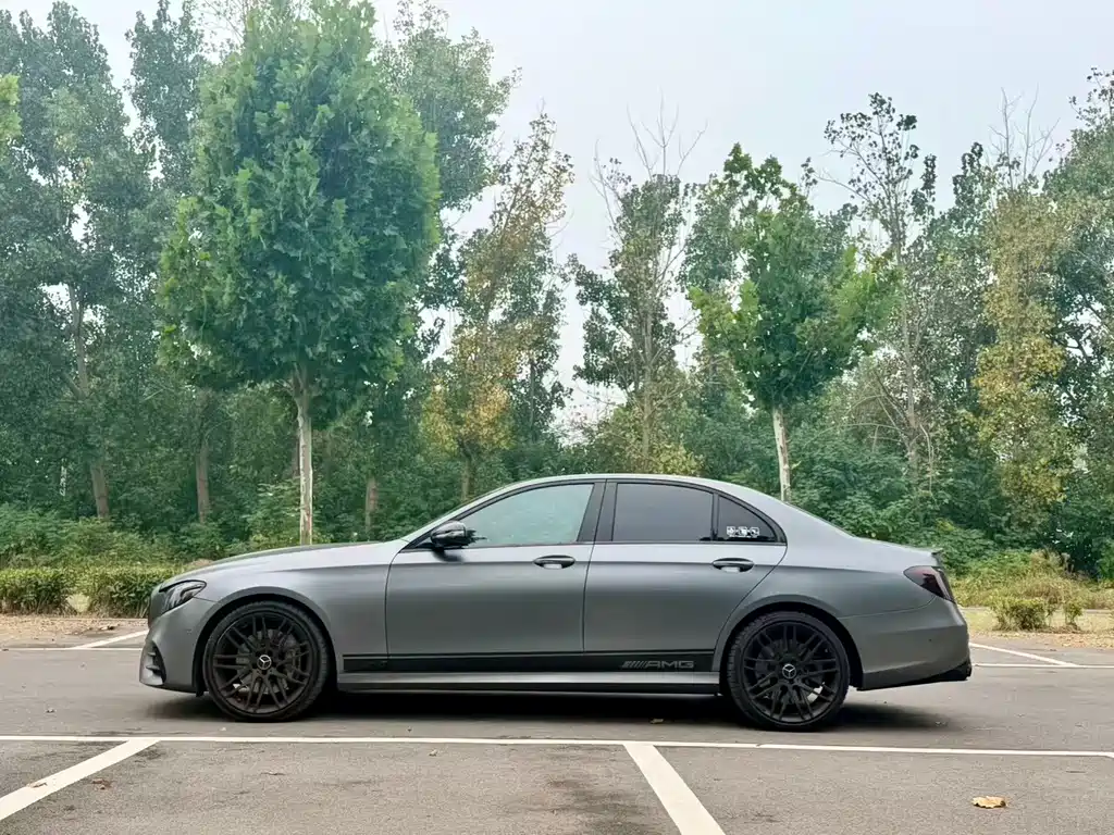 Mercedes-Benz E-Class AMG — фото 4