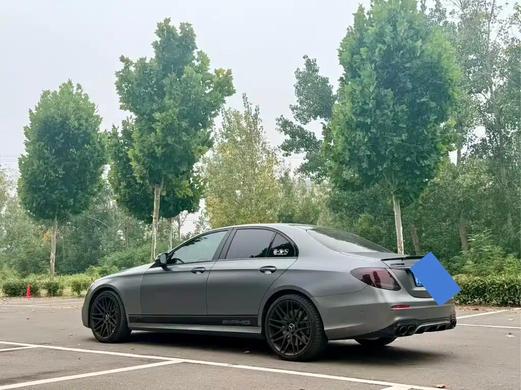 Mercedes-Benz E-Class AMG — фото 5