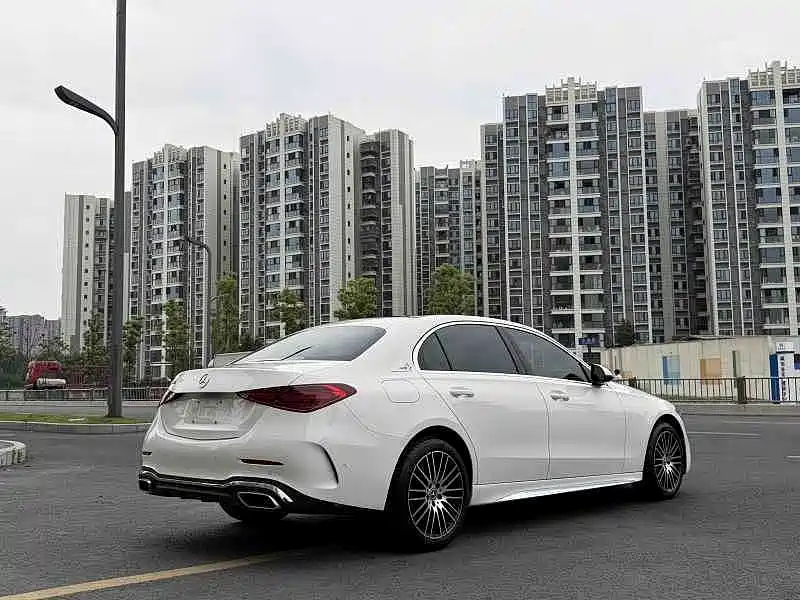 Mercedes-Benz C-Class — фото 10
