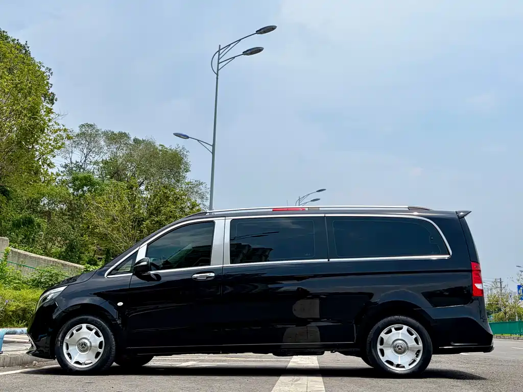 Mercedes-Benz Vito — фото 23