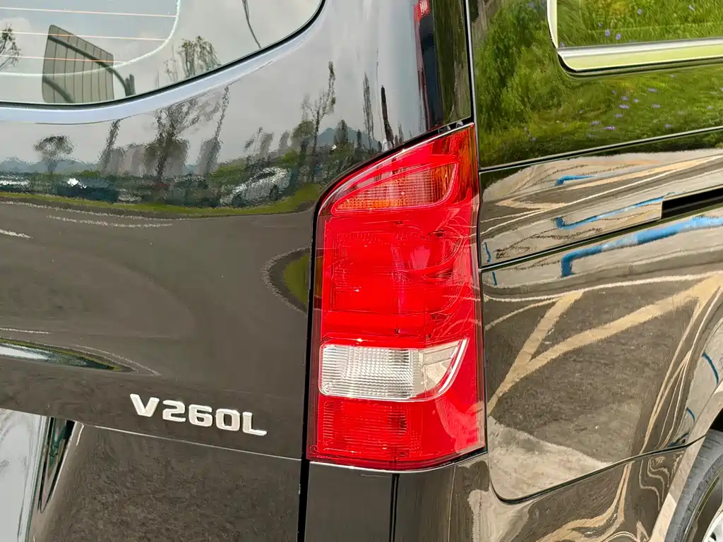 Mercedes-Benz Vito — фото 8