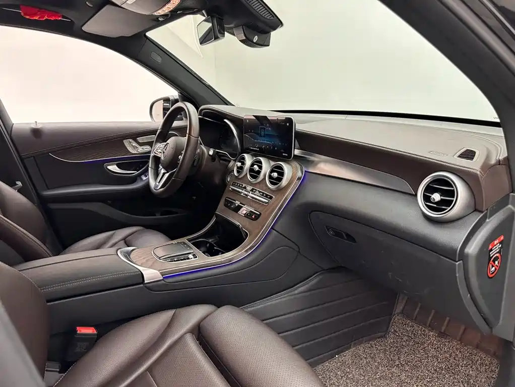 Mercedes-Benz GLC — фото 11