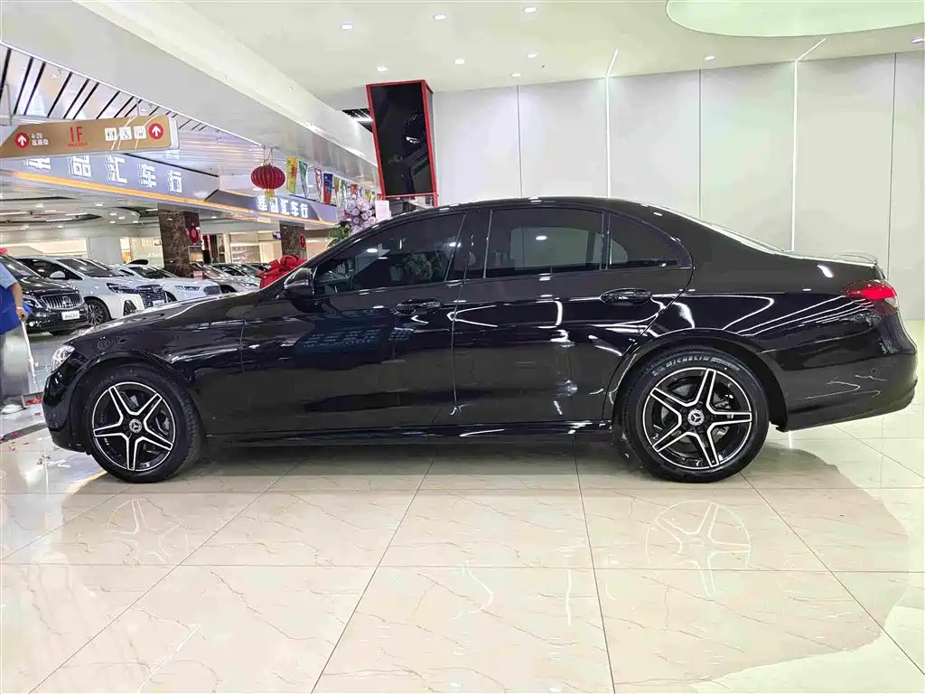 Mercedes-Benz E-Class (Import) — фото 19