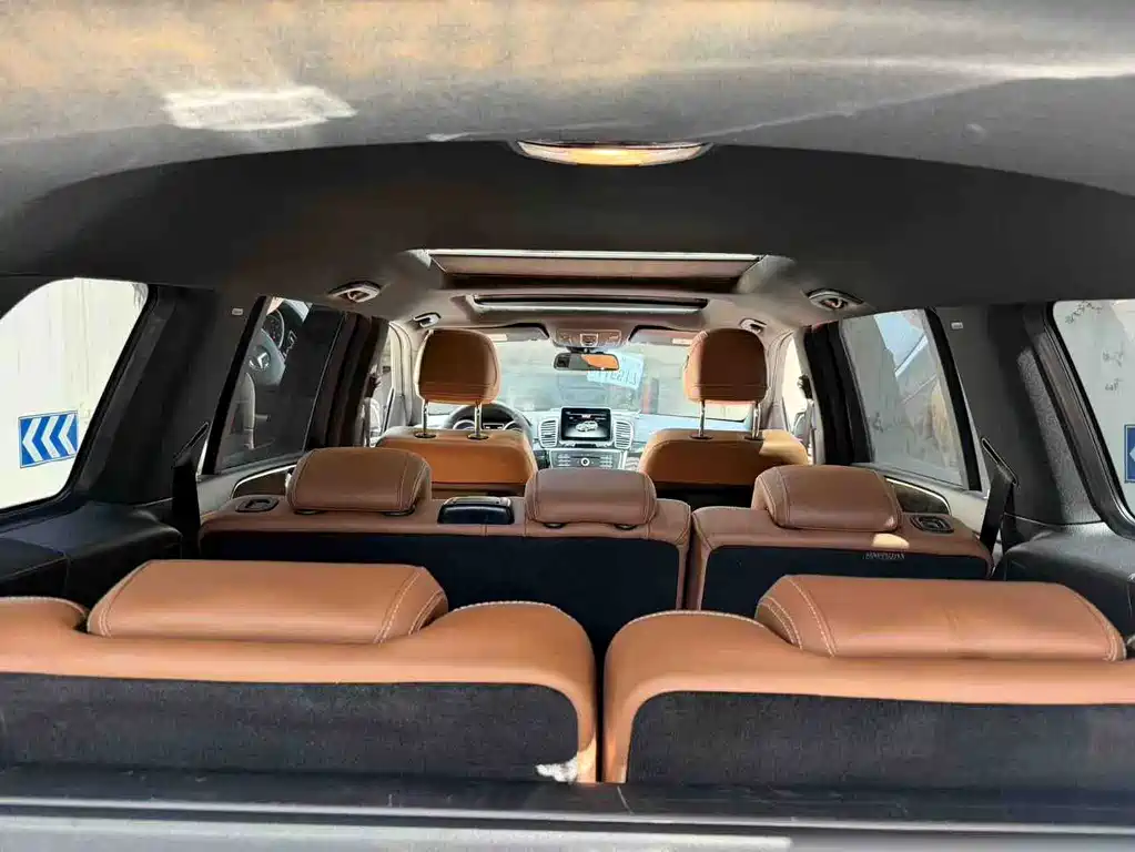 Mercedes-Benz GLS — фото 17