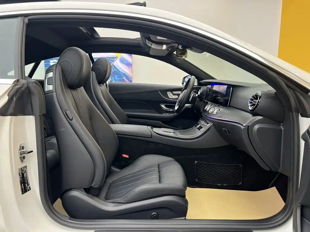Mercedes-Benz E-Class (Import) — фото 17