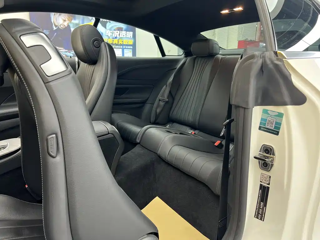 Mercedes-Benz E-Class (Import) — фото 18