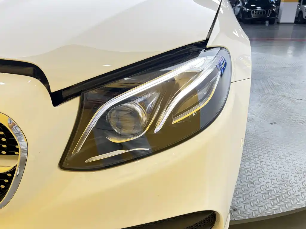 Mercedes-Benz E-Class (Import) — фото 8