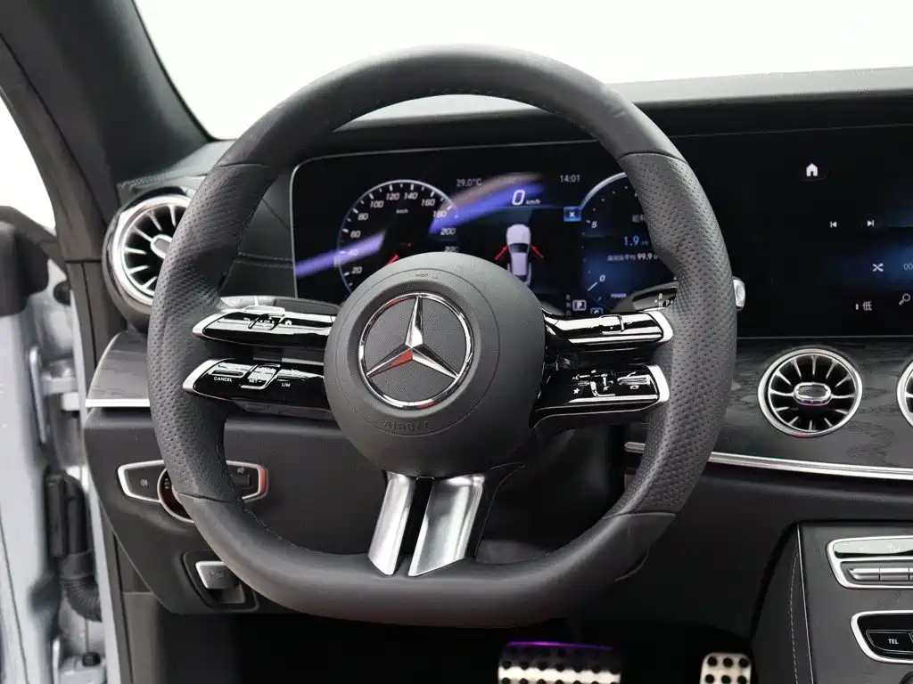 Mercedes-Benz E-Class (Import) — фото 13