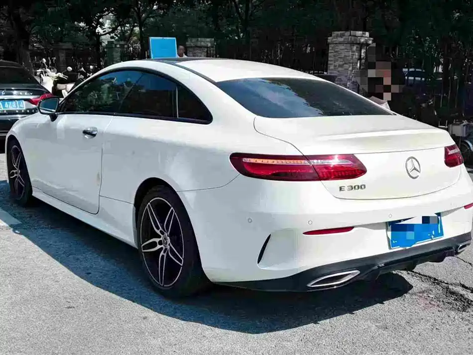 Mercedes-Benz E-Class (Import) — фото 5