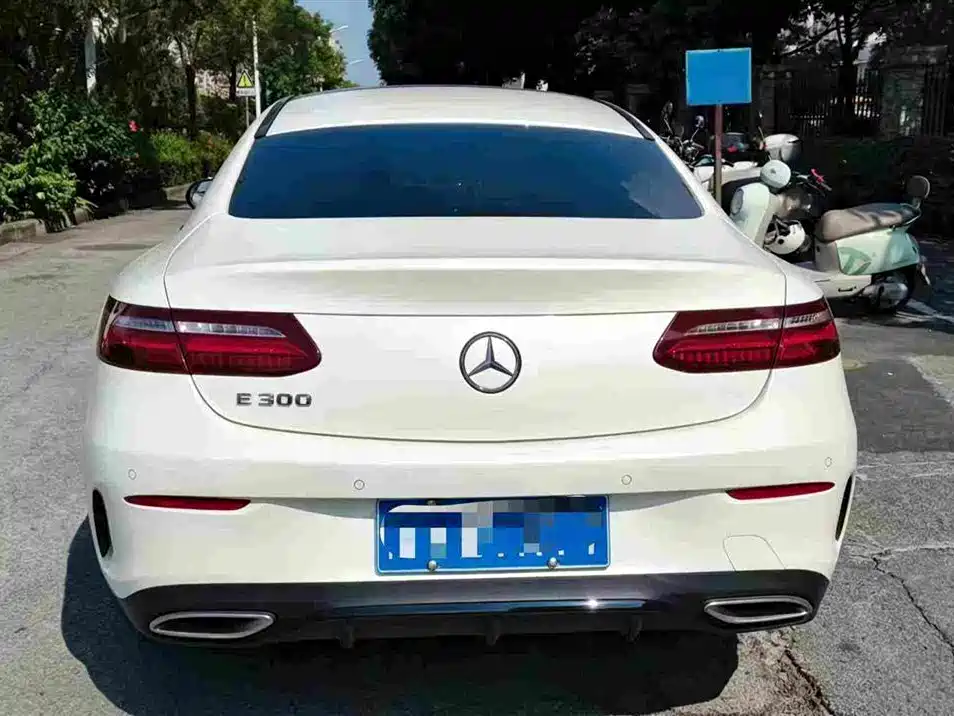 Mercedes-Benz E-Class (Import) — фото 6
