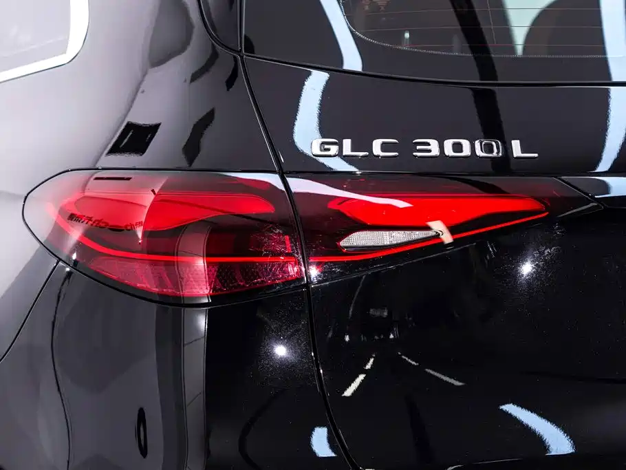 Mercedes-Benz GLC — фото 11