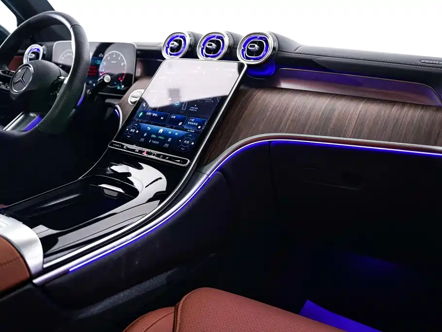 Mercedes-Benz GLC — фото 23