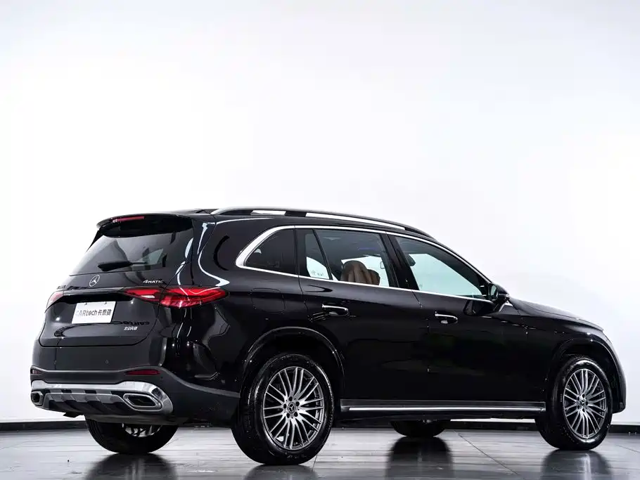 Mercedes-Benz GLC — фото 6
