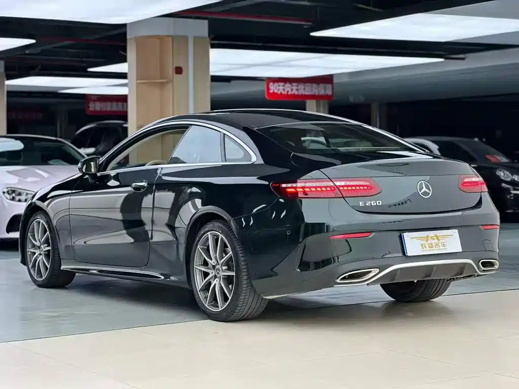 Mercedes-Benz E-Class (Import) — фото 8