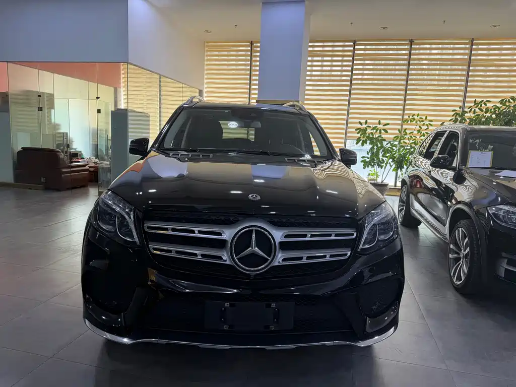 Mercedes-Benz GLS — фото 2