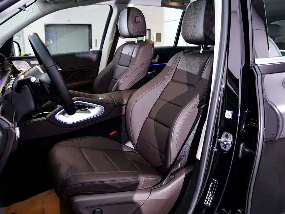Mercedes-Benz GLE (Import) — фото 18