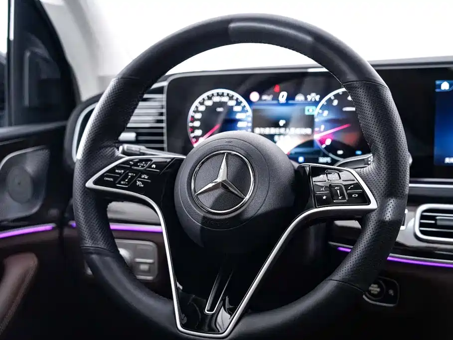 Mercedes-Benz GLE (Import) — фото 15