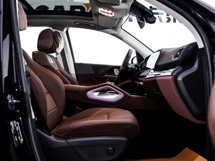 Mercedes-Benz GLE (Import) — фото 19