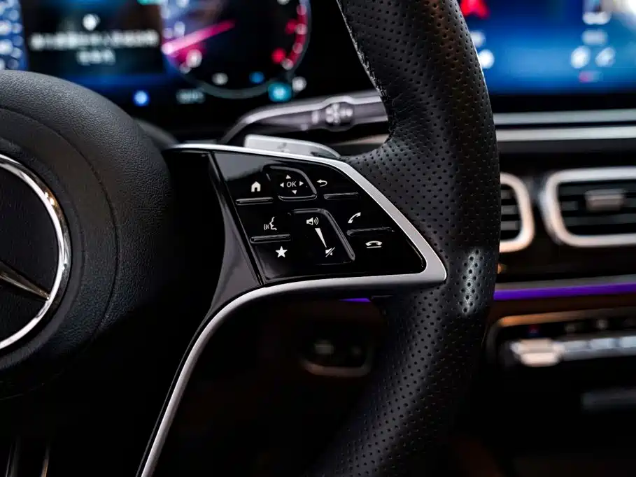 Mercedes-Benz GLE (Import) — фото 27