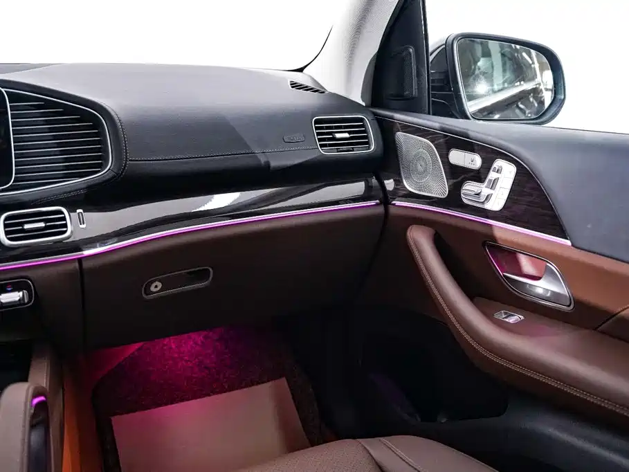 Mercedes-Benz GLE (Import) — фото 27