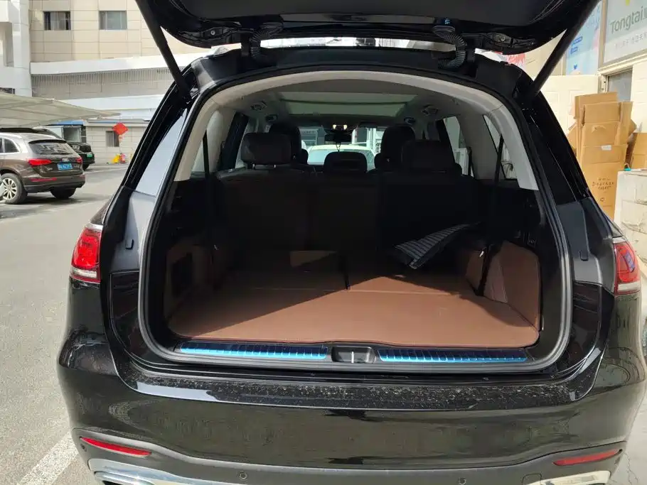 Mercedes-Benz GLS — фото 4