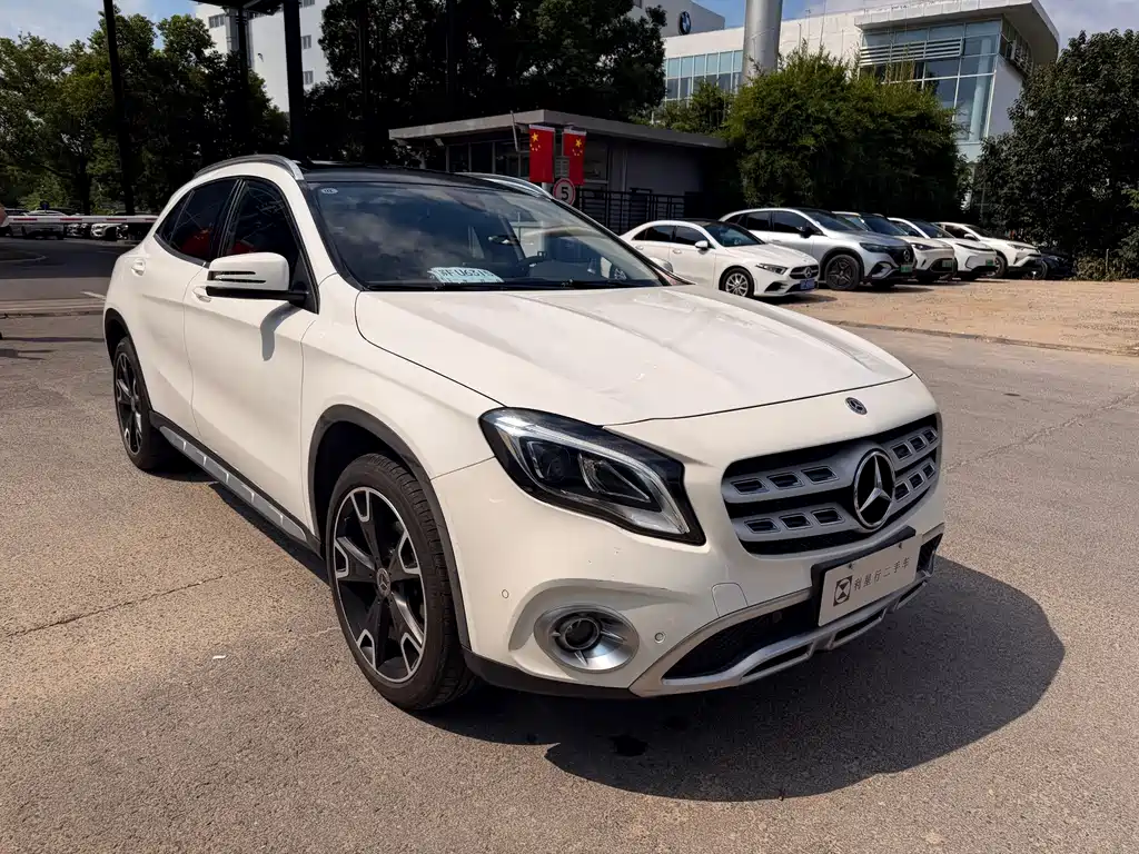 Mercedes-Benz GLA — фото 3