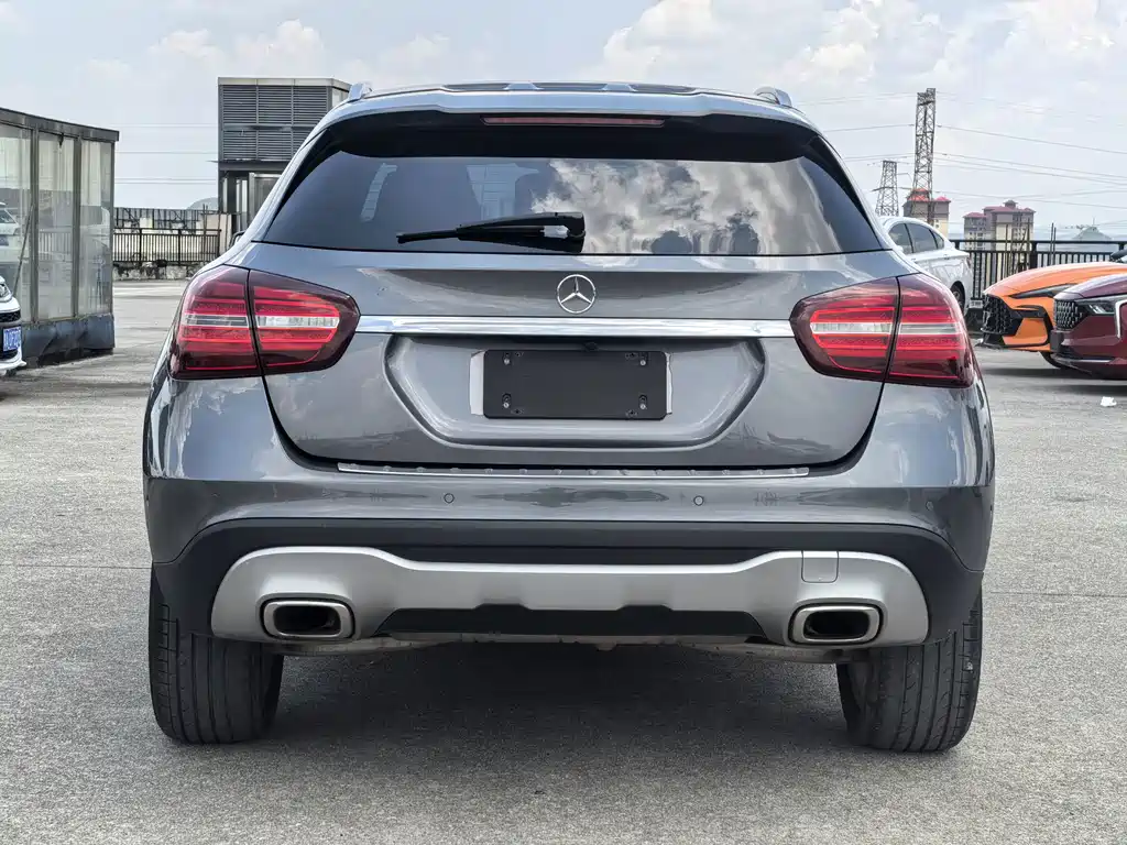 Mercedes-Benz GLA — фото 5