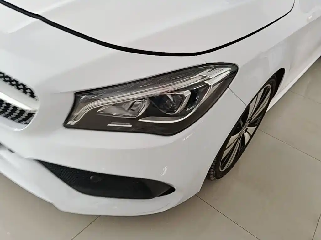 Mercedes-Benz CLA (Import) — фото 18
