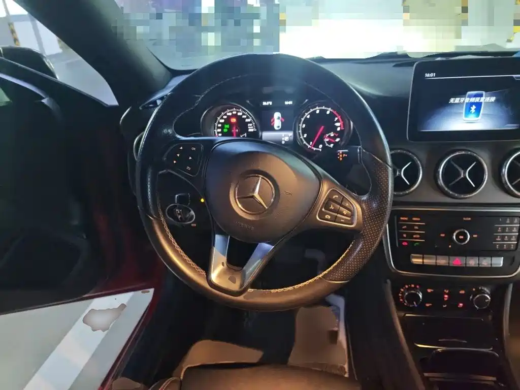 Mercedes-Benz CLA (Import) — фото 3