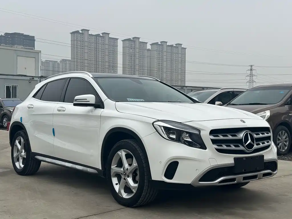 Mercedes-Benz GLA — фото 3
