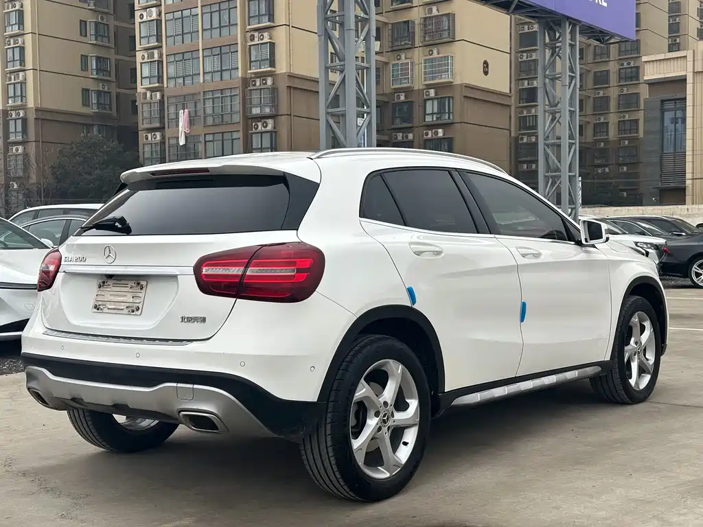 Mercedes-Benz GLA — фото 4