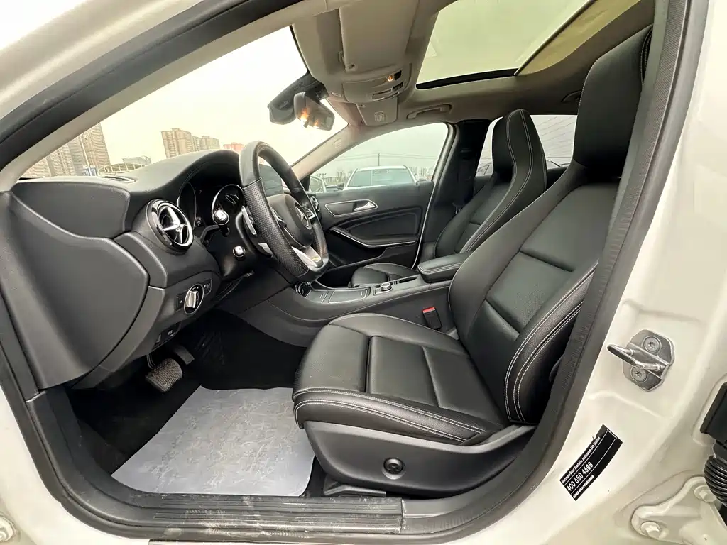 Mercedes-Benz GLA — фото 8