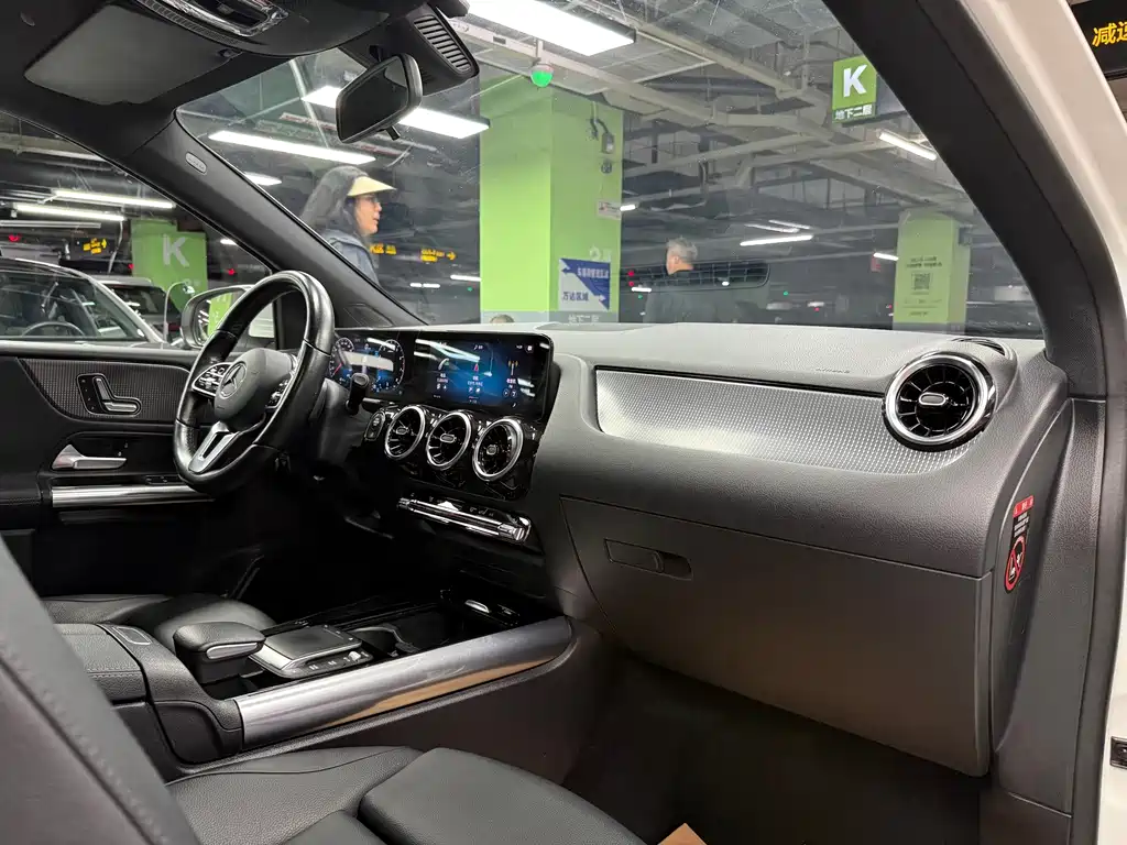 Mercedes-Benz B-Class — фото 11