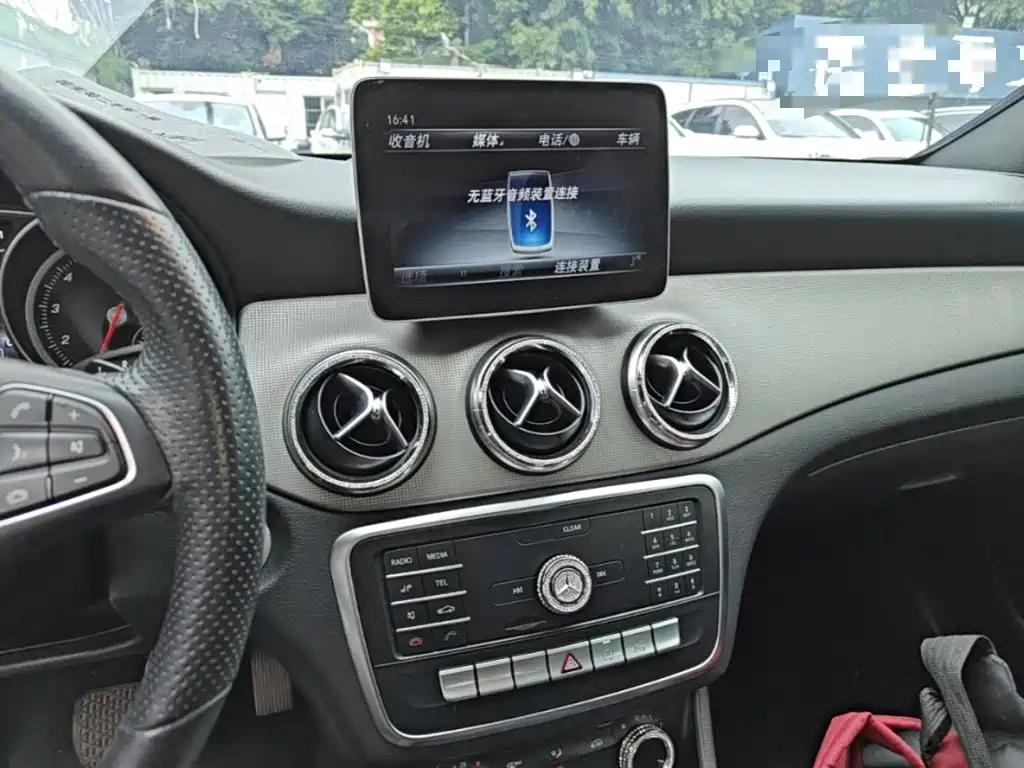 Mercedes-Benz CLA (Import) — фото 13