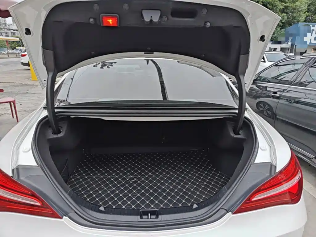 Mercedes-Benz CLA (Import) — фото 19