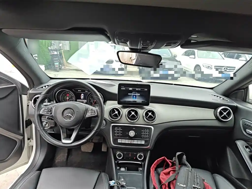 Mercedes-Benz CLA (Import) — фото 10