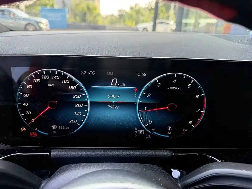 Mercedes-Benz GLA — фото 4