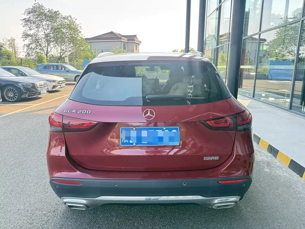 Mercedes-Benz GLA — фото 7