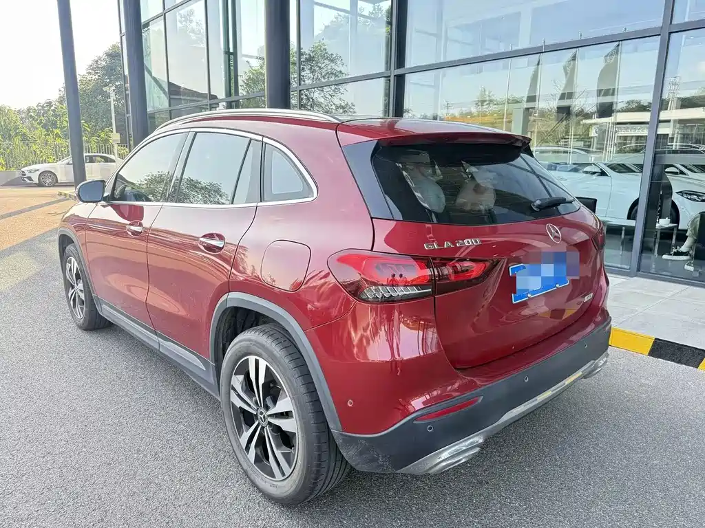 Mercedes-Benz GLA — фото 8