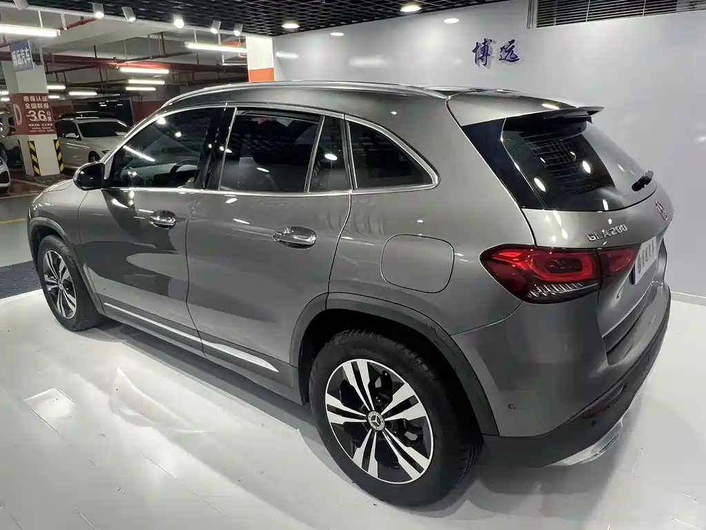 Mercedes-Benz GLA — фото 5