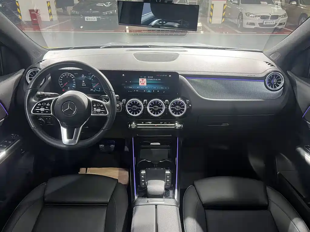 Mercedes-Benz GLA — фото 7