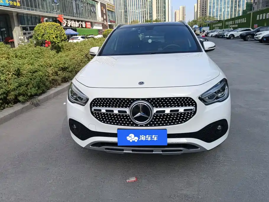 Mercedes-Benz GLA — фото 2