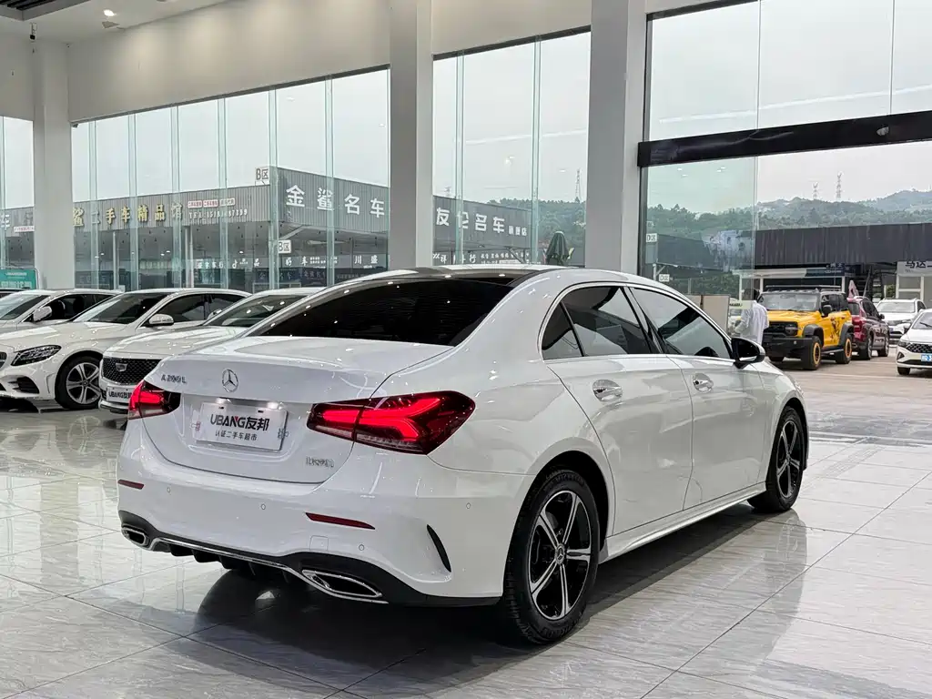 Mercedes-Benz A-Class — фото 10