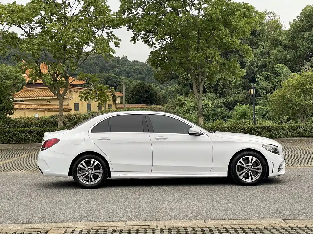 Mercedes-Benz C-Class — фото 5