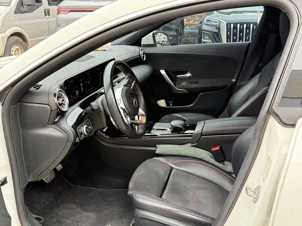 Mercedes-Benz CLA (Import) — фото 10