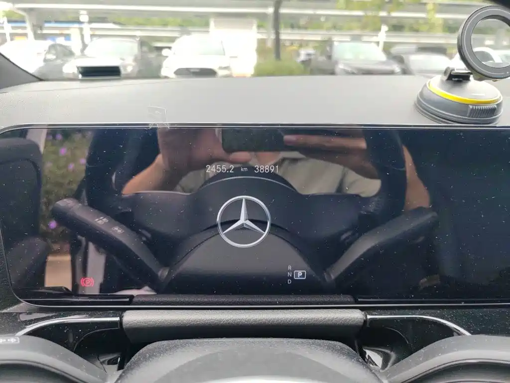 Mercedes-Benz GLA — фото 13